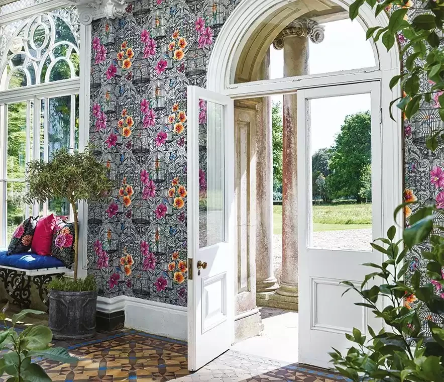 Osborne & Little W7141-04 The Wallpaper Collection Orangery - tapeta w kwiaty i ptaki