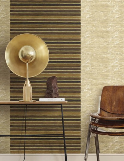 J&V 6081 451 Yumiko Kyoto - tapeta w poziome prążki na tle imitującym drewno
