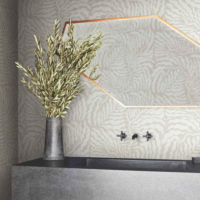 York AG2063 Artistic Abstracts Fern Fronds Taupe/White - tapeta w abstrakcyjny motyw roślinny