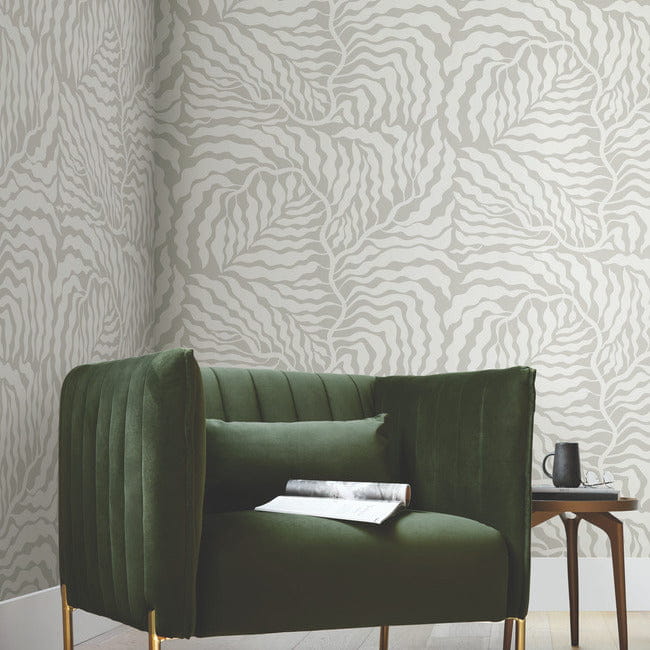 York AG2064 Artistic Abstracts Fern Fronds Grey/White - tapeta w abstrakcyjny motyw roślinny