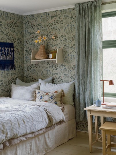 Boras Tapeter 5801 Nordic Folk Noras Ang - tapeta łąka