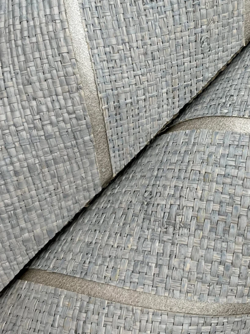 York HO2106GV Ronald Redding Grasscloth & Natural Resource Atelier Herringbone Lagoon - tapeta z rafii w jodełkę