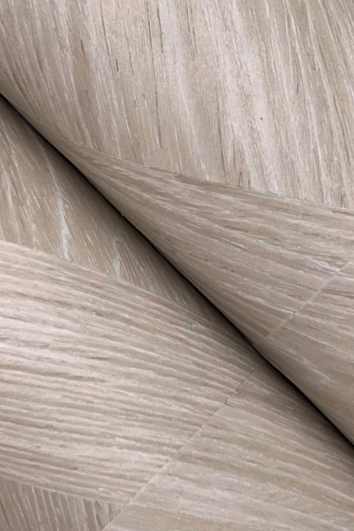 York GV0243 Ronald Redding Grasscloth & Natural Resource Interlocking Wood Taupe - tapeta w drewnianą jodełkę