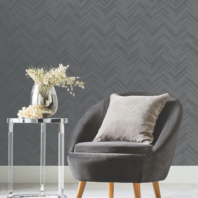 York MD7226 Antonina Vella Modern Metals Second Edition Polished Chevron Charcoal/Silver - tapeta w motyw jodełki