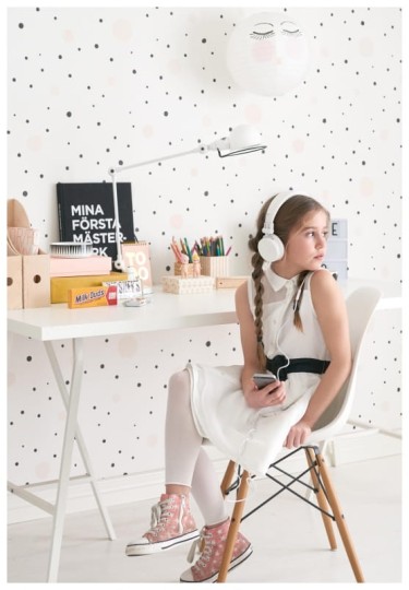 OL / Tapeta Majvillan Confetti 117-03 black - 1 rolka