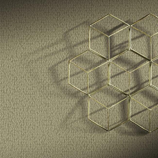 York Y6231102 Antonina Vella Natural Opalescence Stretched Hexagons Sand - tapeta strukturalna