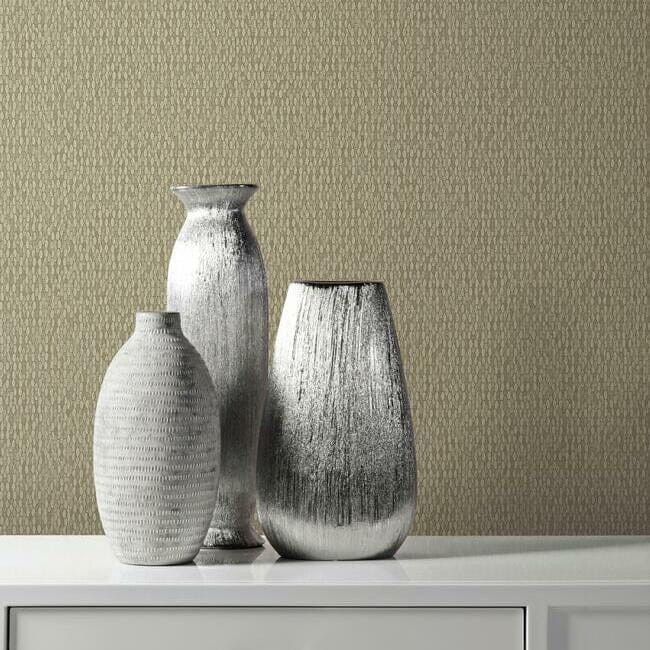York Y6231107 Antonina Vella Natural Opalescence Stretched Hexagons Taupe - tapeta strukturalna