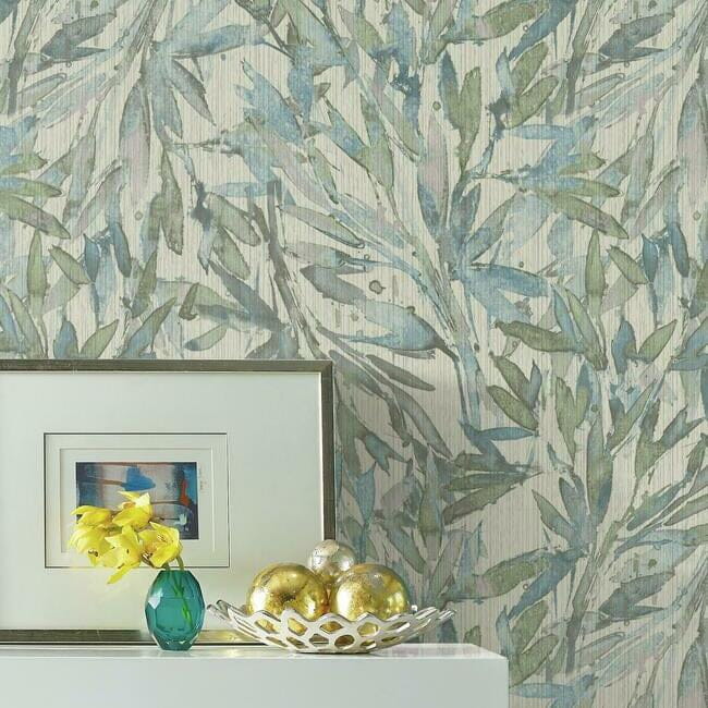 York Y6230704 Antonina Vella Natural Opalescence Rainforest Leaves Light Blue/Grey - tapeta w liście
