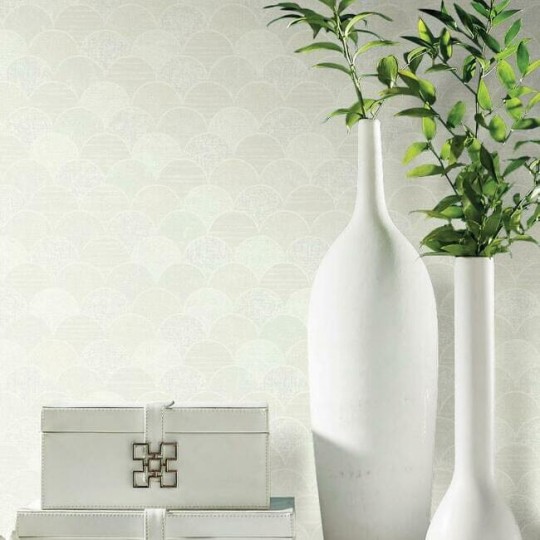 York Y6230201 Antonina Vella Natural Opalescence Mermaid Scales Soft Neutral - tapeta geometryczna