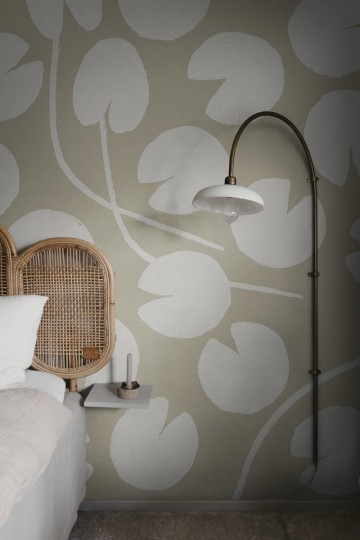 Rebel Walls R20628 Fine Little Day Water Lilies Beige - mural w lilie wodne