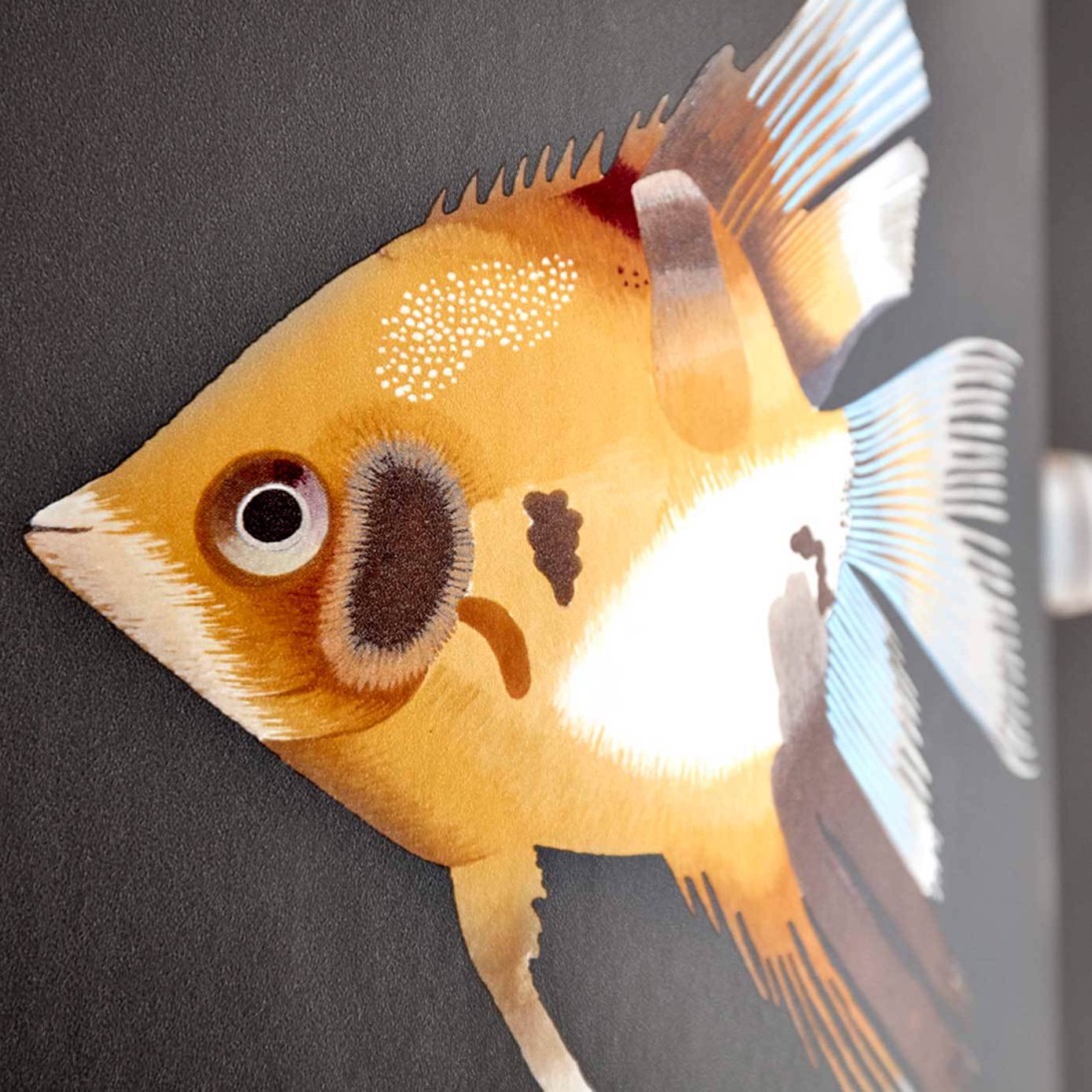 Harlequin 111646 Idyllic Kamanu Graphite/Mustard - tapeta w ryby