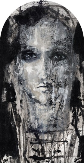 Wall Art Carmen - mural łuk w mroczną postać