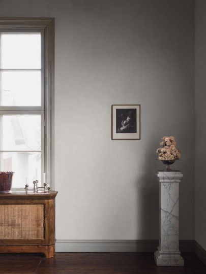 Boras Tapeter 5050 Shades Alabaster - biała tapeta z pociągnięciami pędzla