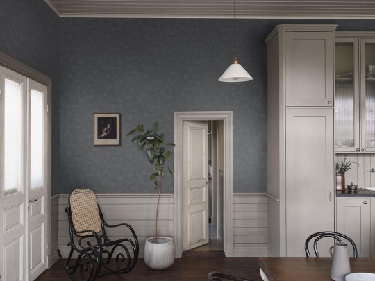 Boras Tapeter 5079 Shades Chromite - niebiesko-grafitowa tapeta z pociągnięciami pędzla