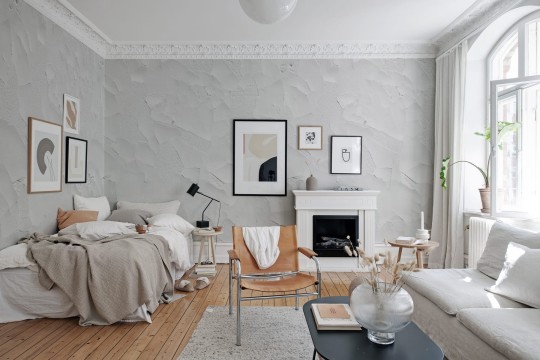 Rebel Walls R19385 Pops Cracked Art White - mural imitujący popękaną ścianę