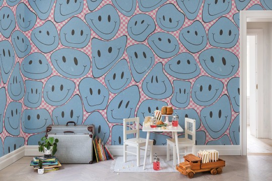 Rebel Walls R19371 Pops Happy Rebel Pink Chess - mural w uśmiechnięte twarze