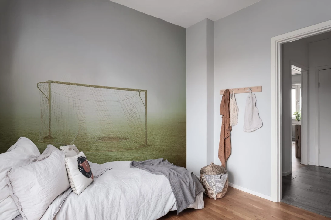 Rebel Walls R19177 Pops Lonely Goal - mural w boisko do piłki nożnej