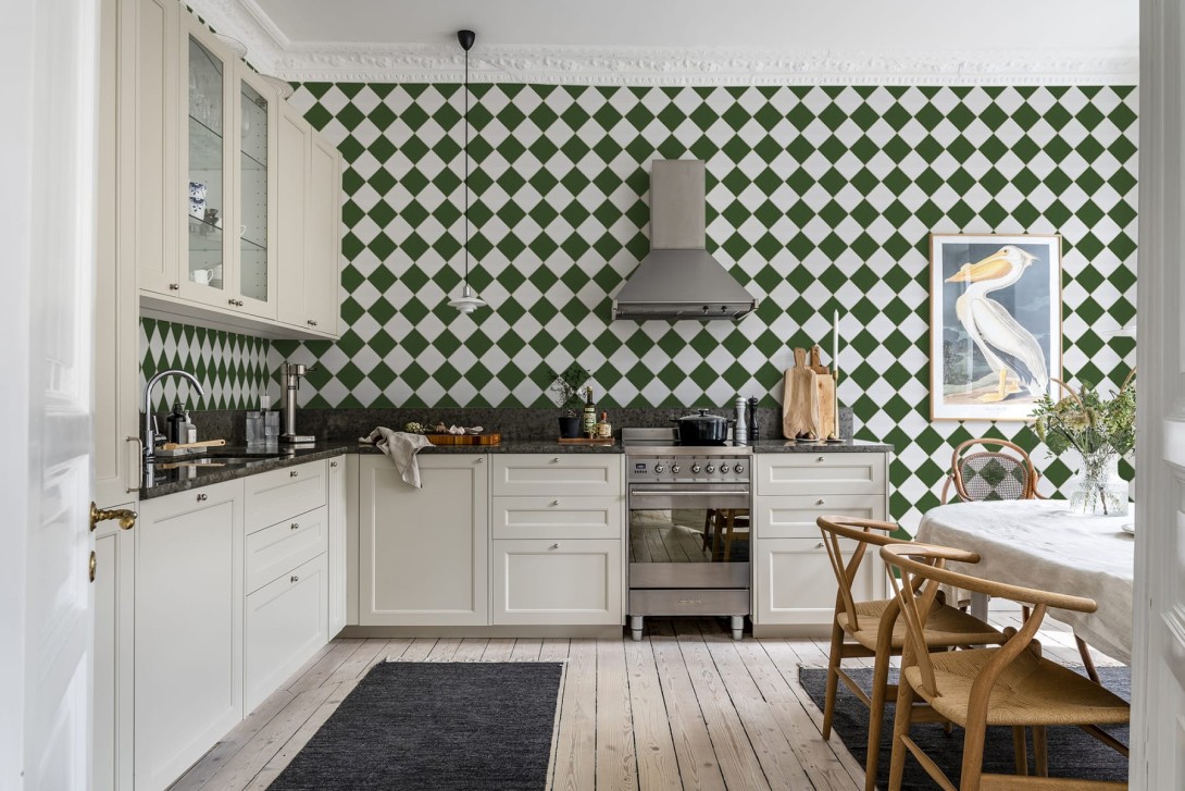 Rebel Walls R18552 Pops Checkered Tiles White & Green - tapeta imitująca płytki ułożone w kratkę