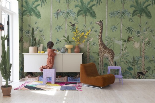 Rebel Walls R16793 Rebel Favorites Giraffe's Stroll Emerald - mural w egzotyczne zwierzęta i rośliny