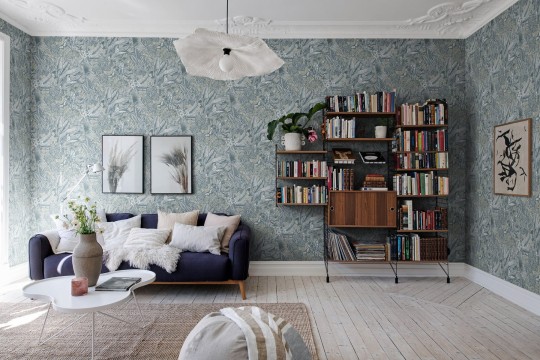 Rebel Walls R17463 Rebel Favorites Furada Soft Sand - tapeta w tukany i egzotyczną roślinność