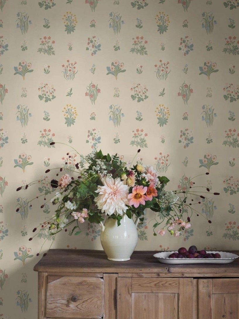Boras Tapeter 6951 Angsflora Beige - tapeta w polne kwiaty