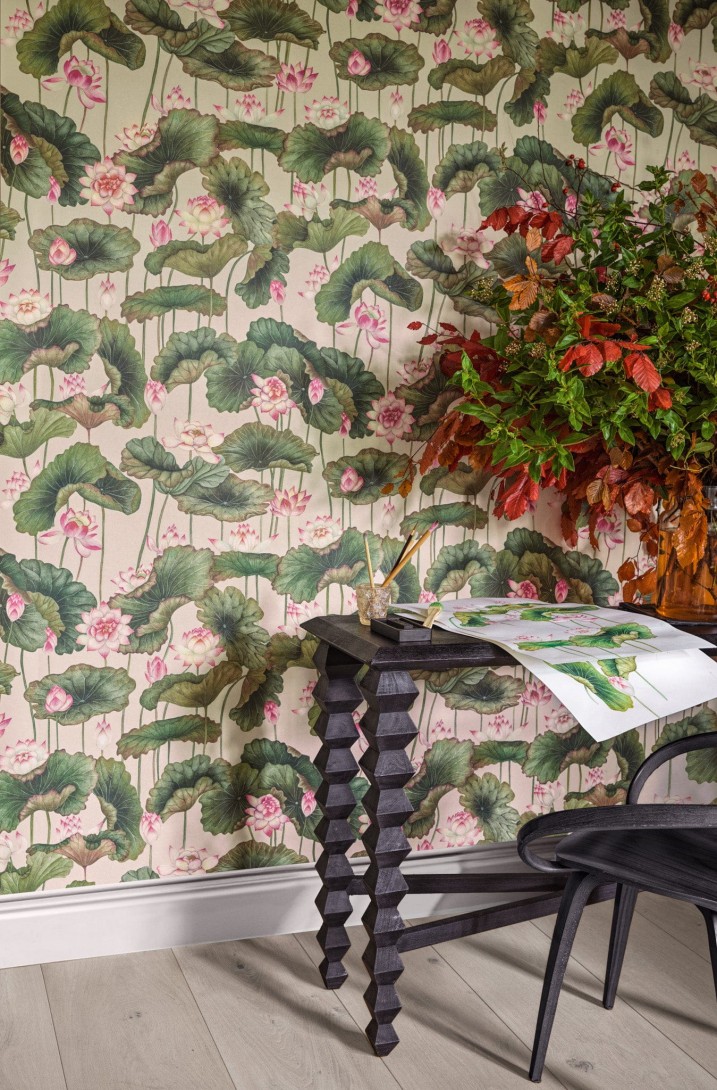 Cole&Son 126/9034 Shinrin Yoku Lily Lotus White on Cream - tapeta lilie wodne