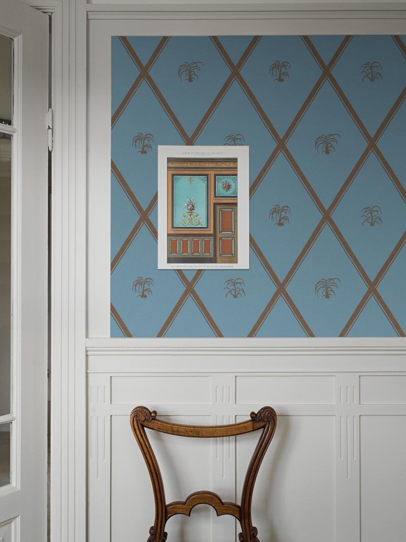 Boras Tapeter 9641W Wiener Werkstatte Medina Blue - mural geometryczny z palemkami