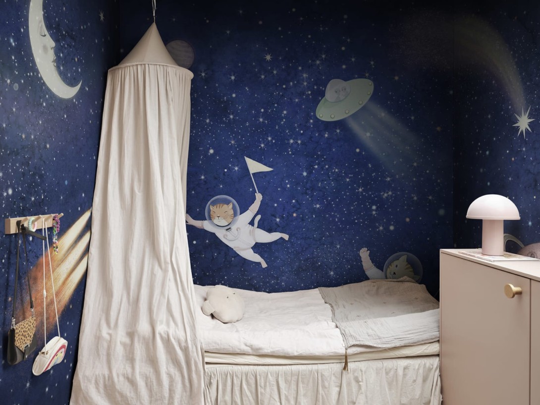 Rebel Walls R20606 Family Fun Space Cats Dark Blue - mural dziecięcy w motyw kosmosu