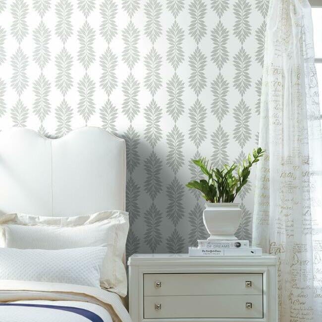 York CV4428 Water's Edge Resource Library Broadsands Botanica Fog - tapeta w liście