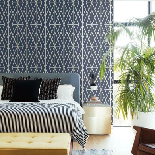 York CV4449 Water's Edge Resource Library Riviera Bamboo Trellis Navy - tapeta w geometryczny wzór imitujący bambusową kratownicę