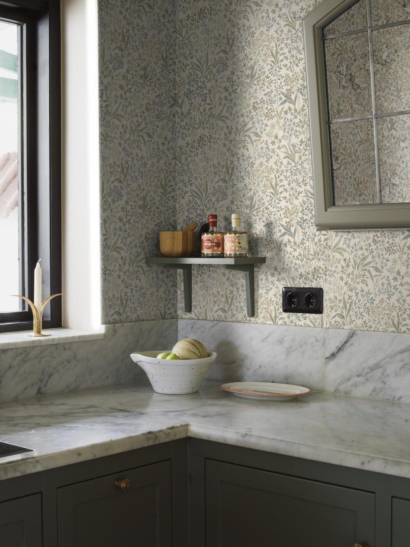 Boras Tapeter 2026 Icons Nocturne Green - tapeta w liście