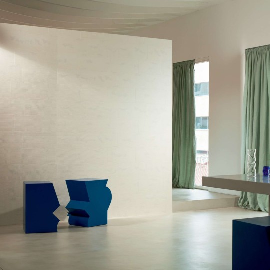 Elitis VP 977 02 Matières à réflexions Equilibre - tapeta strukturalna w fale inspirowane tynkiem