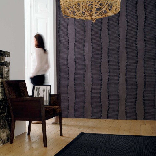Elitis VP 658 37 Mémoires Parure - tapeta w fale o strukturze futra