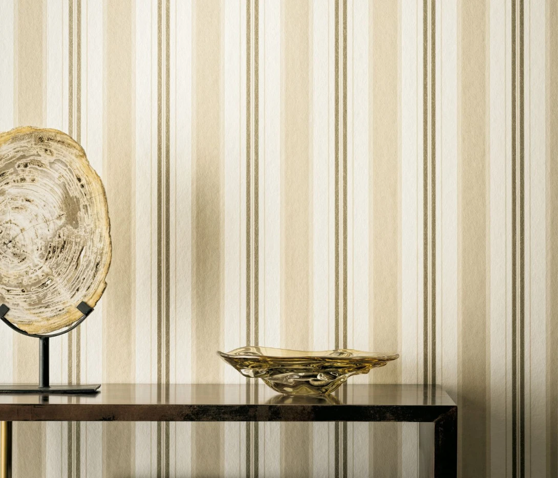 Osborne&Little W7982-07 Alberti Peruzzi Stripe Dove - tapeta w paski z metalicznymi akcentami