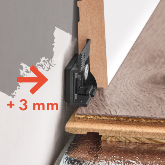 Klips do montażu listwy przypodłogowej Creativa PVC Masterline