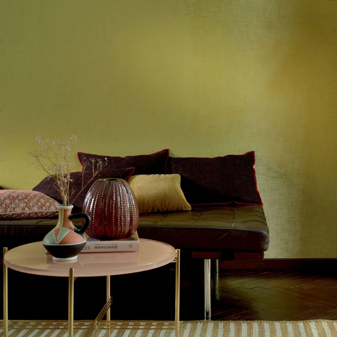 Elitis RM 410 51 Alcôve II Alcôve - tapeta imitująca aksamit z metalicznymi przeszyciami