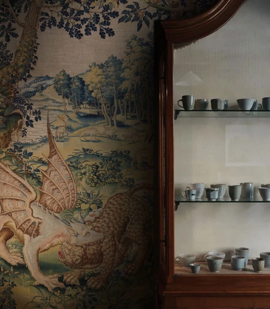 Wallcolors TAP-9086 Art Matters Dragon Arras - mural w smoki