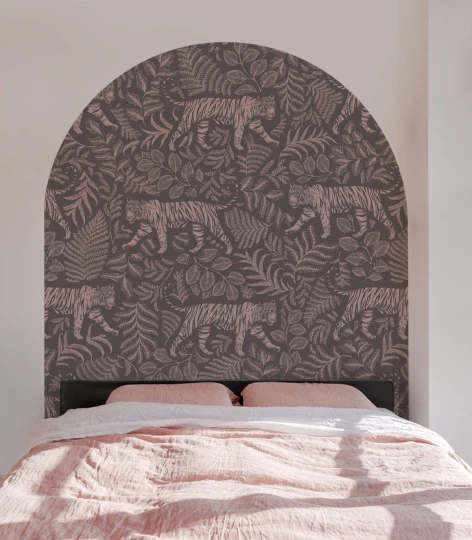 Wallcolors ARCH-9125 Arch Camouflaged Tiger Gray Pink - mural łuk w egzotyczne liście i tygrysy