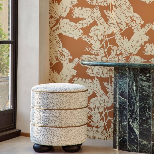 Harlequin 113097 Reflect Extravagance Paprika – tapeta w liście palmy