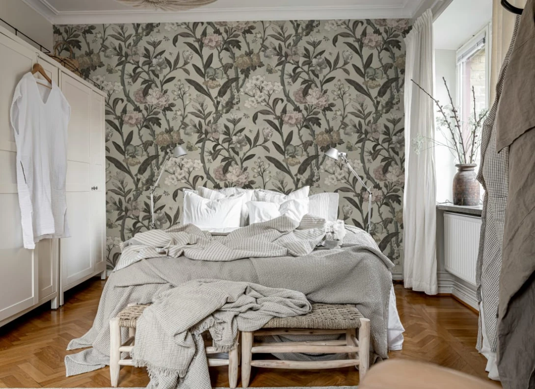 Rebel Walls R20981 Poetic Winding Bloom Summer Beige - mural w vintage kwiaty