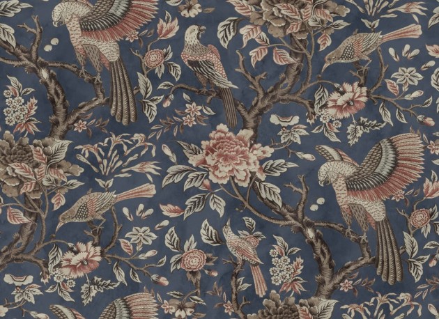 Rebel Walls R20971 Poetic Wings in Bloom Dark Blue - mural w ptaki i kwiaty o fakturze tkaniny