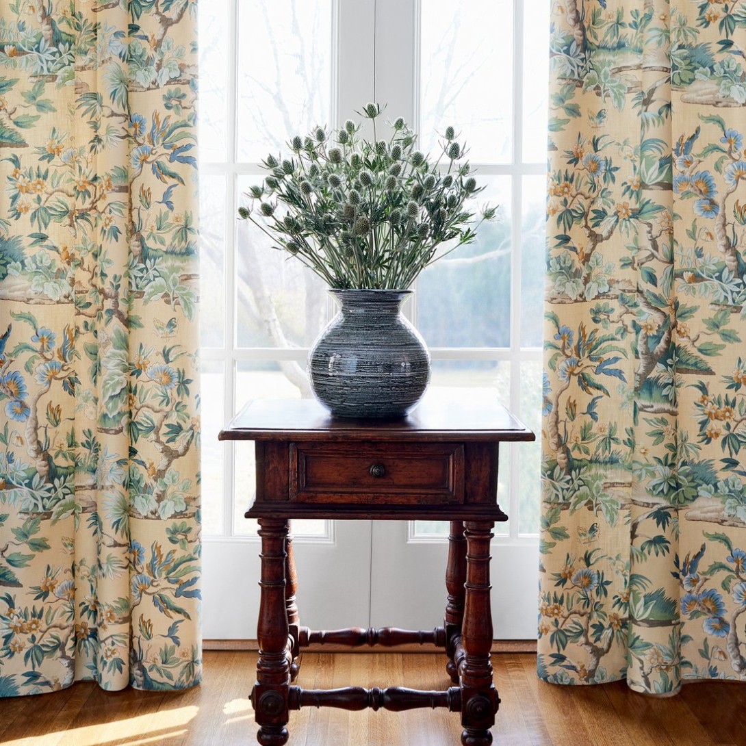 Anna French AT24561 Devon Elwood Soft Gold - tapeta w roślinny motyw