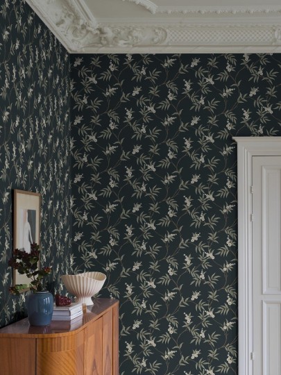 Boras Tapeter 7765 Adorn Floral Tree Black – tapeta w liście i kwiaty