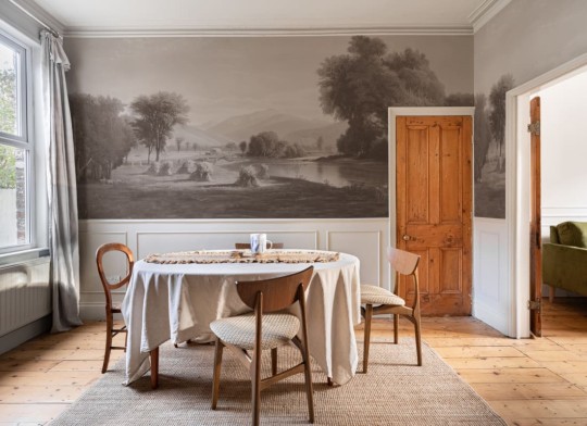 Hovia LA0384GE03W Hayfield Grey - mural w roślinny pejzaż