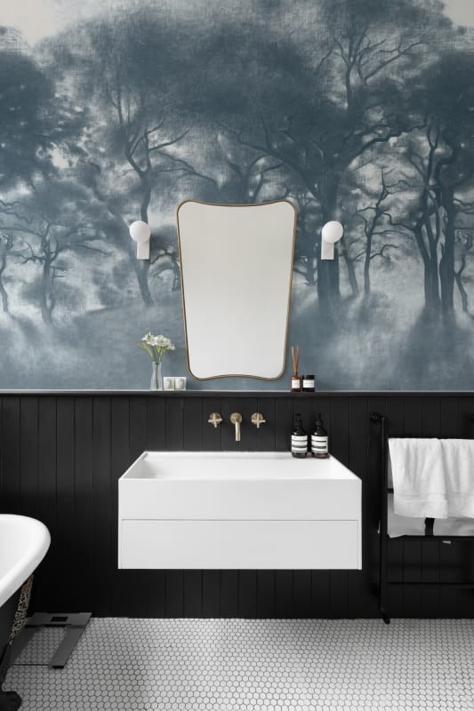 Hovia FO0512BU07W Smokey Forest Blue - mural w leśny pejzaż