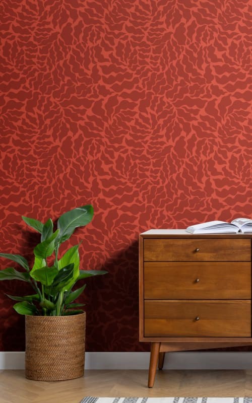 Hovia RP5101RE06R Azolla Red - tapeta w liście paproci