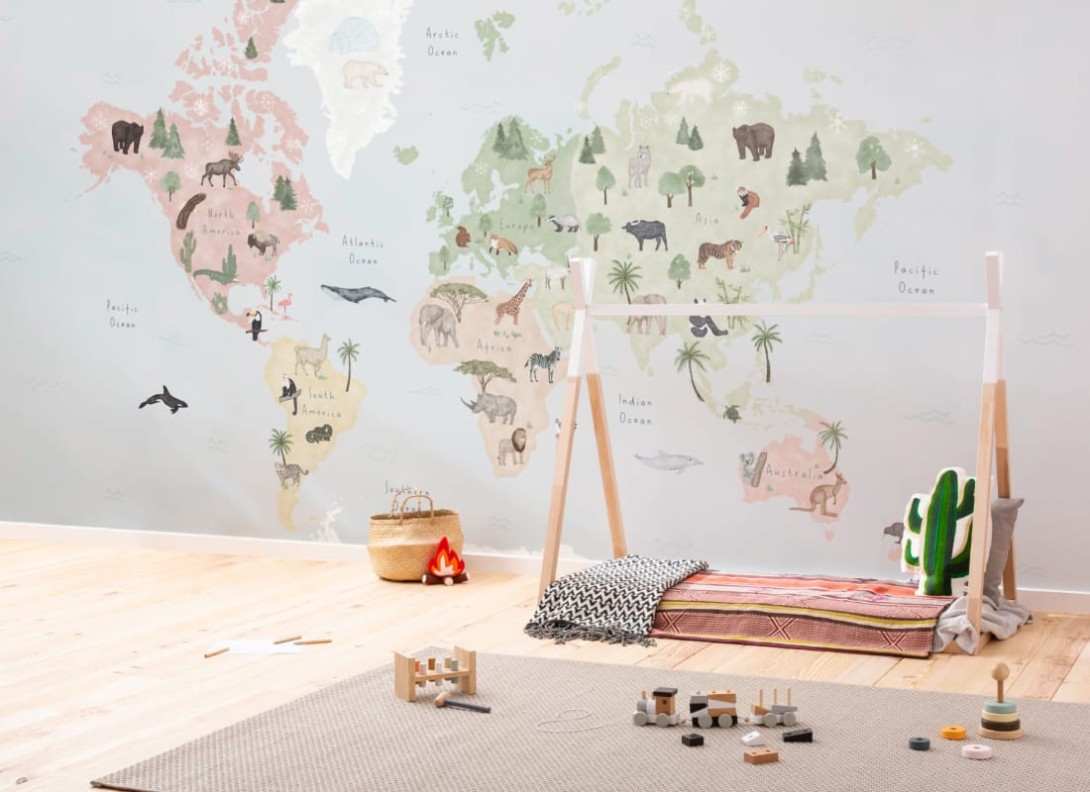 Hovia WM0044MU04W Explore Pastel - mural dla dzieci w mapę świata i zwierzęta