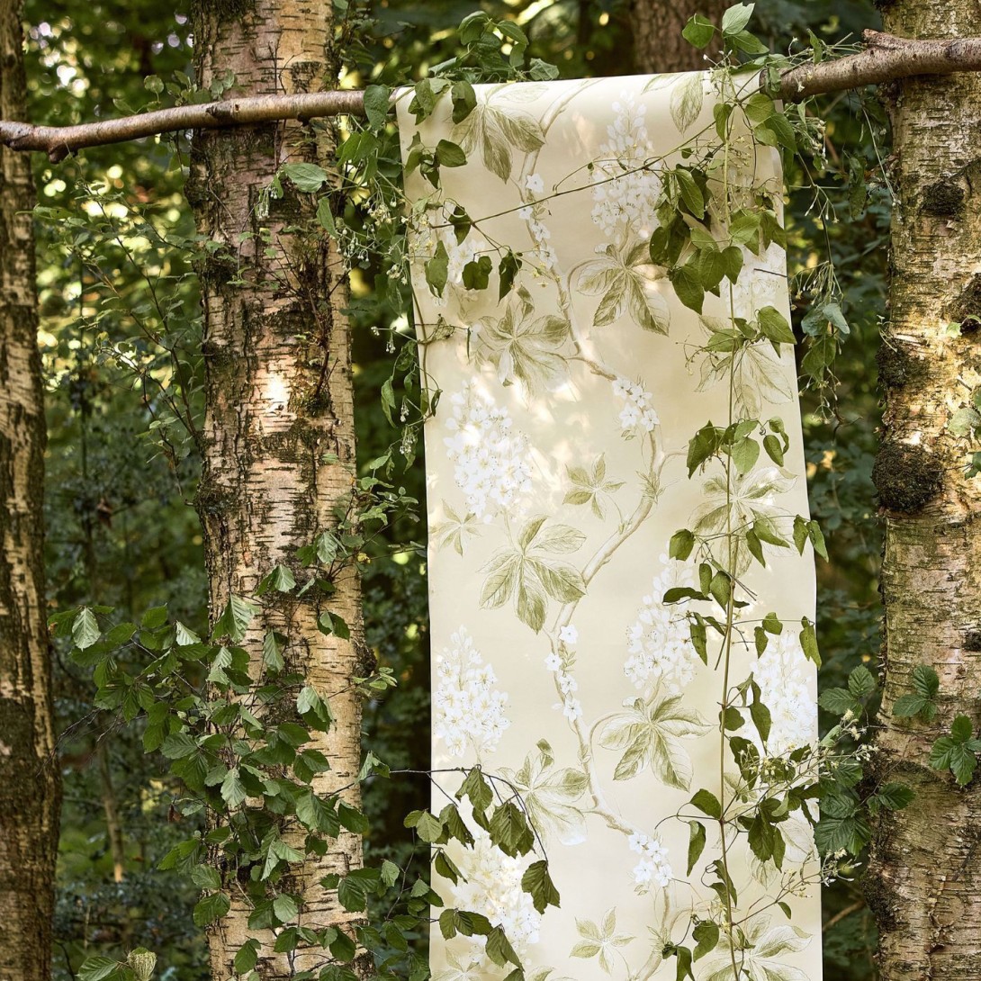 Sanderson 215707 Country Woodland Chestnut Tree Lemon - tapeta w kwiaty i liście kasztanowca