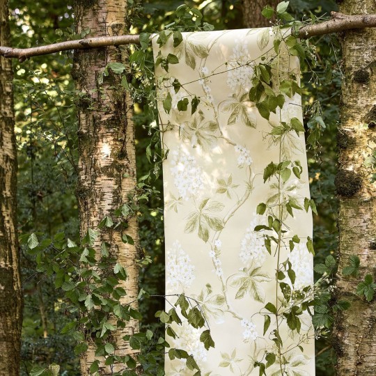 Sanderson 215707 Country Woodland Chestnut Tree Lemon - tapeta w kwiaty i liście kasztanowca