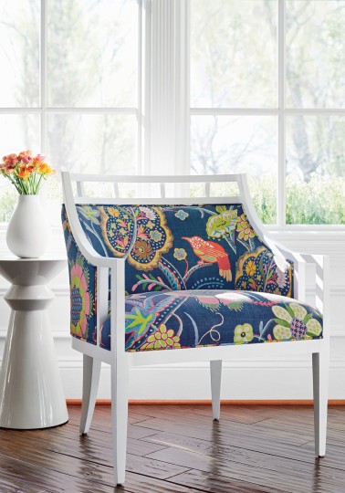 Thibaut T14305 Canopy Windsor Cream and Red - tapeta w kwiaty w stylu jakobińskim